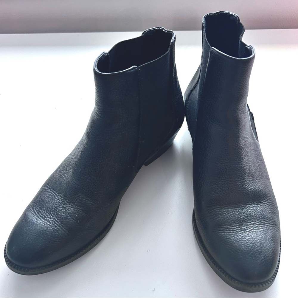 Classic Black Leather Ankle Booties 6 Low Heel Pointed Toe Chic Dressy Casual
